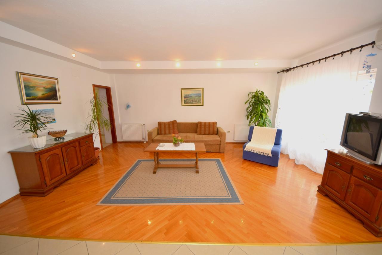 Apartment Ivanita Orebić Exteriör bild